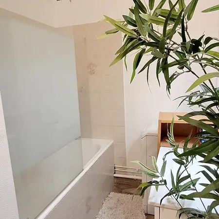 2-room With Balcony Montparnasse * Parigi